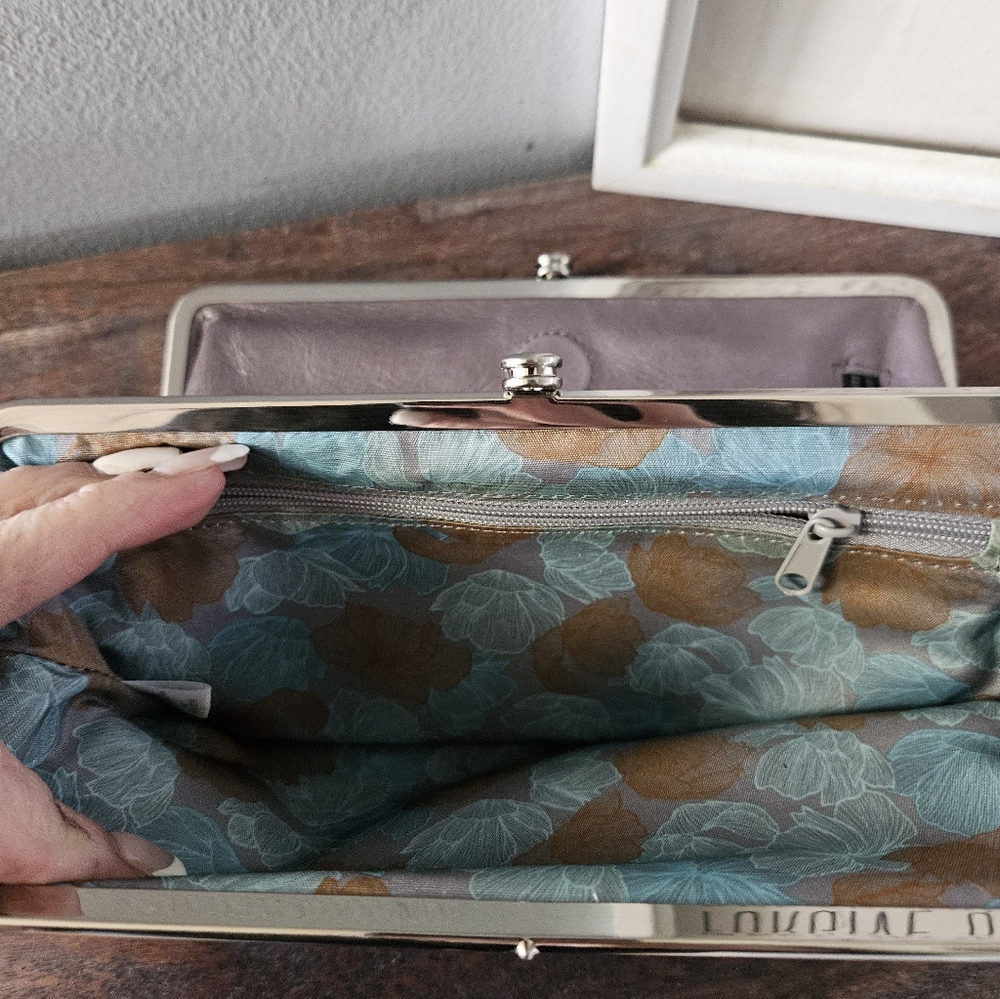 Hobo Lauren Hobo Leather Wallet NWOT - Picture 8 of 9